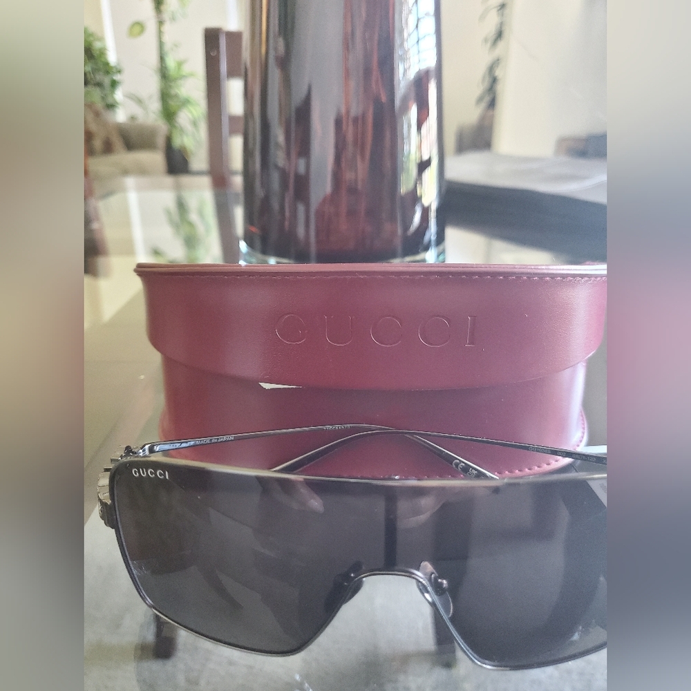 Gucci Men’s Black Shield Sunglasses with Burgundy Case